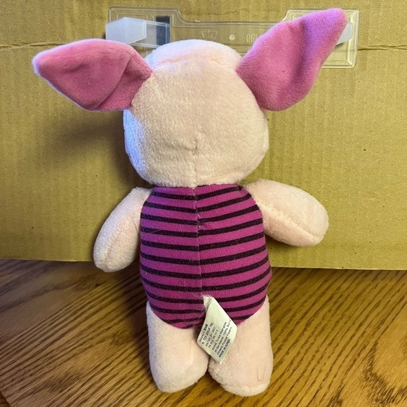 VINTAGE 1990’s Disney Piglet Plush 10” - LIKE NEW! - Picture 2 of 4
